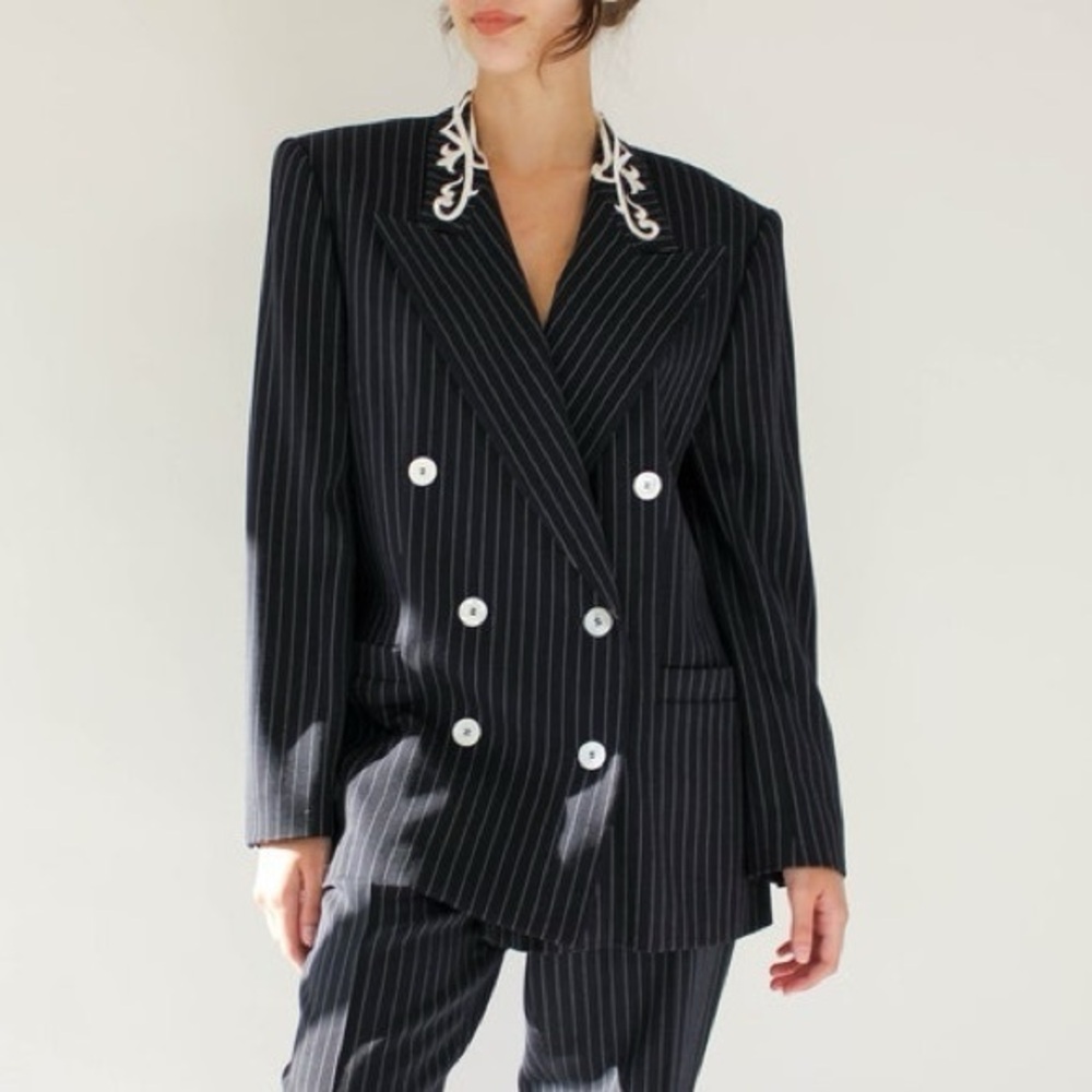 Escada Vintage 90s Dark Navy Double Breasted Pin Stripe Blazer Womens Size 38